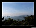Le lac Taal avec sur la gauche le Binintiang Malaki (cône volcanique)- Luzon- Philippines. (49377784036).jpg