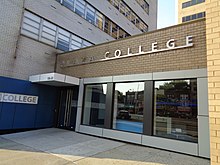 Plaza College MTA Kew Gdns Union Tpke 15.jpg