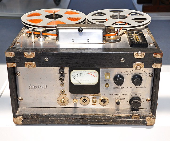 File:Magnetofon Ampex 01.jpg