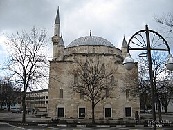 מסגד איברהים פאשה, שבמרכז העיר ראזגרד