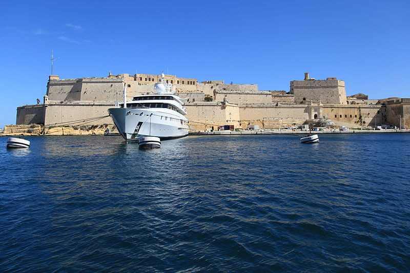 File:Malta - Birgu - Ix-Xatt tal-Birgu - Fort Saint Angelo (MSTHC) 01 ies.jpg