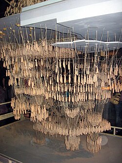 An upside-down force model of the Sagrada Familia, Sagrada Familia Museum Maqueta funicular.jpg