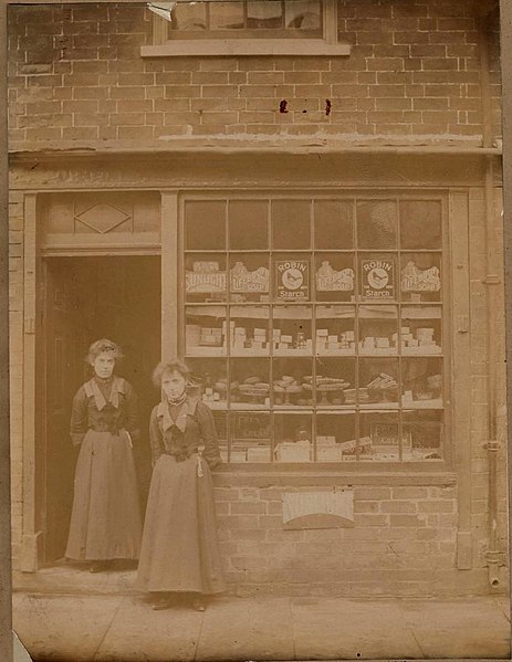 File:Meadley's shop in Flemingate, Beverley c.1890 (archive ref PH-1-99) (34008004256).jpg