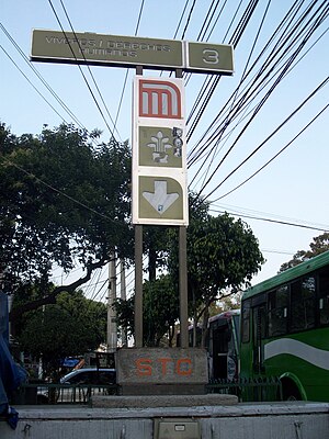 Metro Viveros-Derechos Humanos 01.jpg