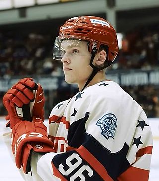 <span class="mw-page-title-main">Mikko Rantanen</span> Finnish ice hockey player (born 1996)
