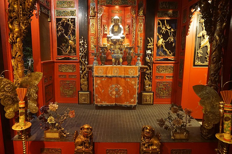 File:Milwaukee Public Museum January 2023 27 (Asia--Chinese House- Family Chapel).jpg