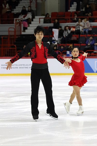 Kihara at the 2018 Grand Prix of Helsinki with former partner Miu Suzaki