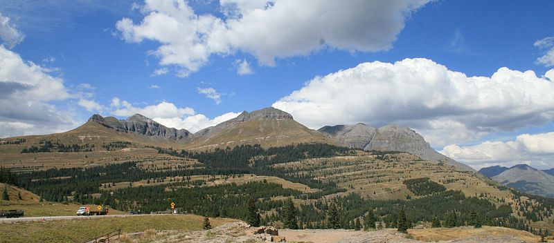 File:Molas Pass CO NW 2006 09 13.jpg