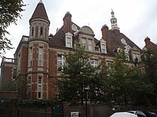 Mount Vernon House, the former hospital in Hampstead Mount Vernon - geograph.org.uk - 1499694.jpg