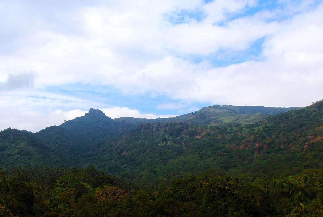 Mount Mataas na Gulad