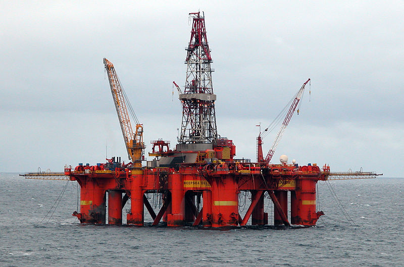 File:Oil platform in the North Sea.jpg