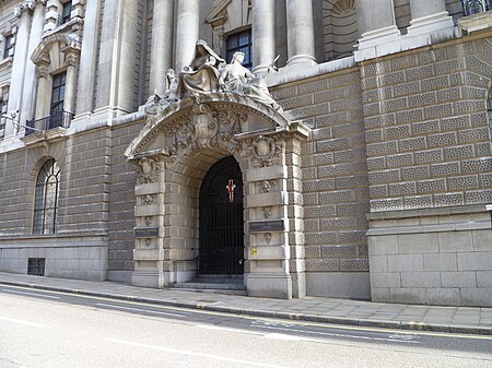 Old Bailey entrance