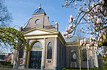 Old Protestant church at Kerkstraat Velp in springtime - panoramio.jpg