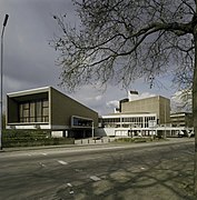 Stadsschouwburg, Nijmegen - Gerard Holt en Bernard Bijvoet (1961)