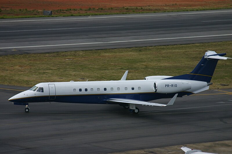 File:PR-RIO Embraer ERJ 135BJ Legacy (7376377188).jpg