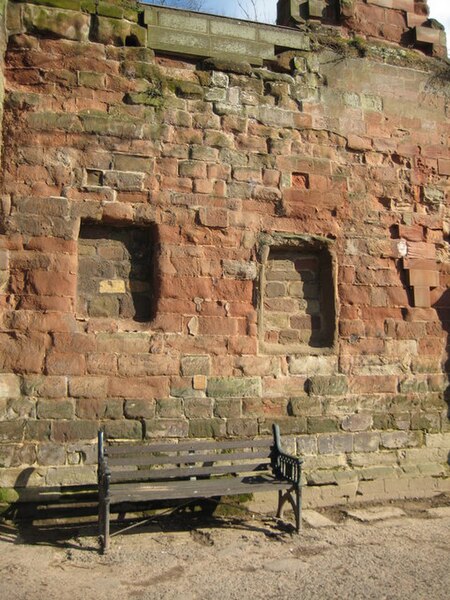 File:Part of Worcester's old city wall - geograph.org.uk - 1743947.jpg