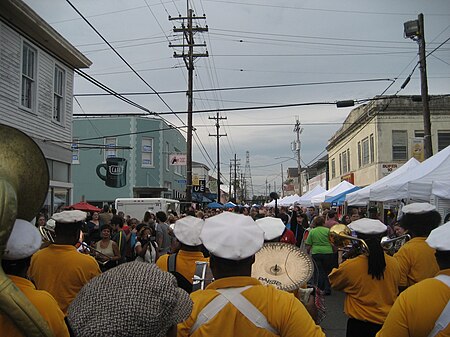 PinStripeBandOakPoBoy07Parading2