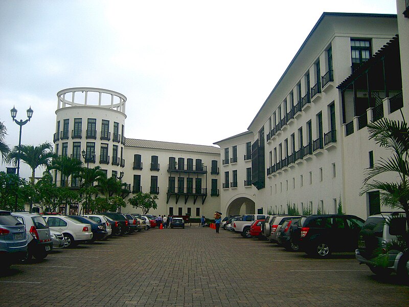 File:Plaza Lagos Town Center (1).JPG