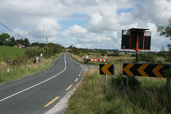 R327 approaching Cloonfad R327 road near Cloonfad, County Roscommon.jpg