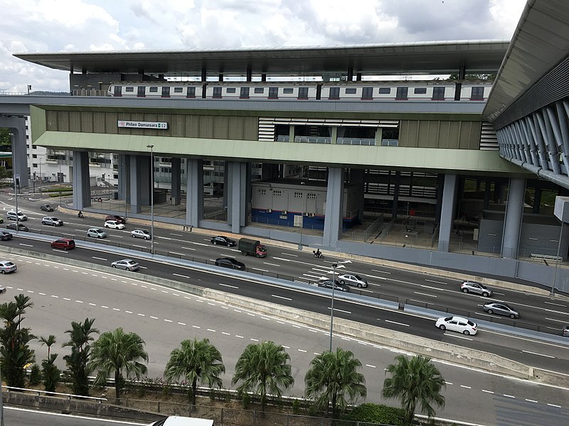 File:SBK Line Phileo Damansara Station View 1.jpg