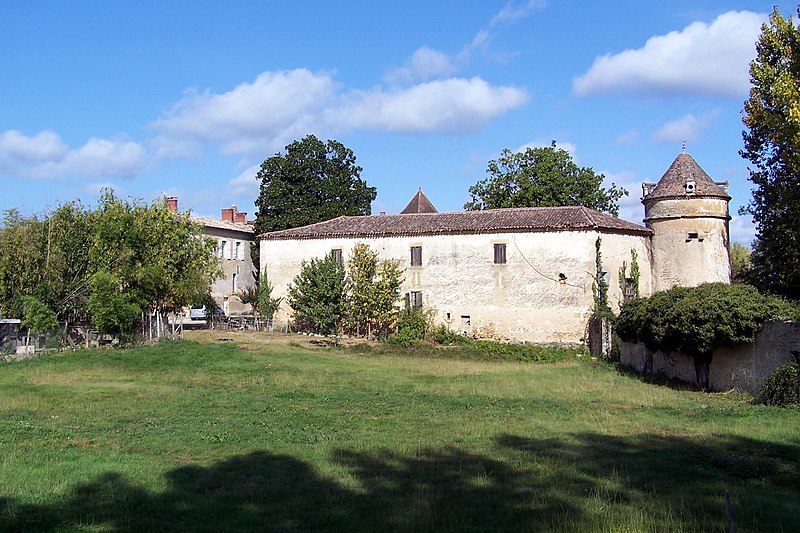 File:Saint-Pardon-de-Conques Château des Jaubertes.jpg