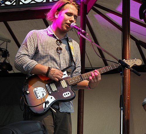 Ben Meyer playing a Fender Jaguar at Sammersee-Festival 2015