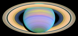 Ультрафиолет диапазонда Сатурн бла аны тогъайлары.