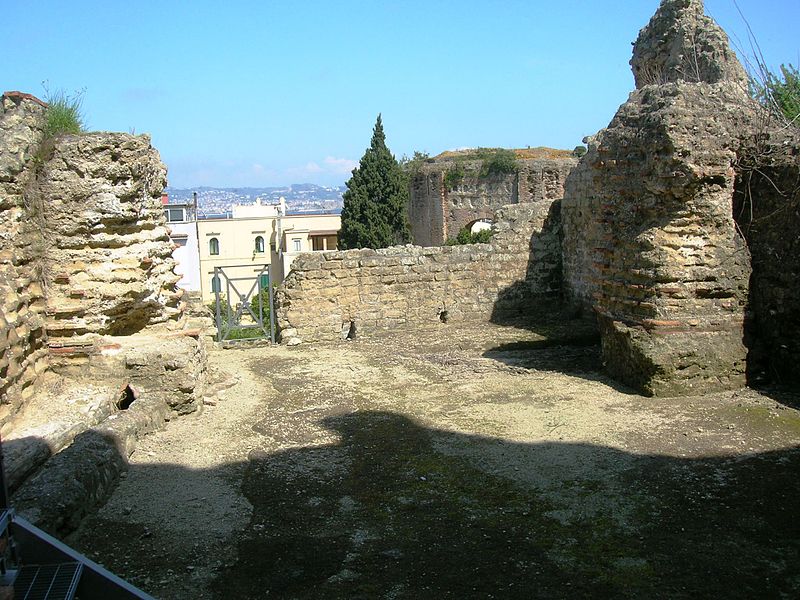 File:Settore delle Terme di Venere 20.JPG