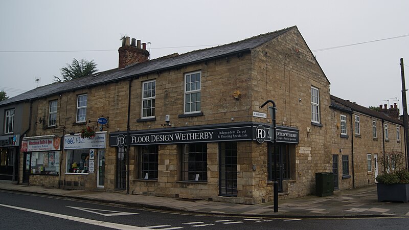 File:Shops, North Street, Wetherby (10th June 2019) 002.jpg