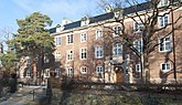 Fil:Skogshögskolan, Frescati hage A.JPG