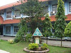 Gedung Depan SMA Negeri 1 Sidoarjo