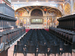 Interior view (nuns' side). Smaurizioinside.jpg