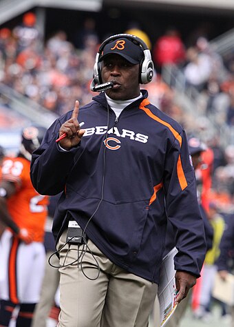 Smith with the Chicago Bears in 2009
