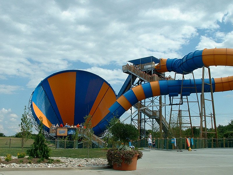 File:Soak City Tazmanian Typhoon.jpg