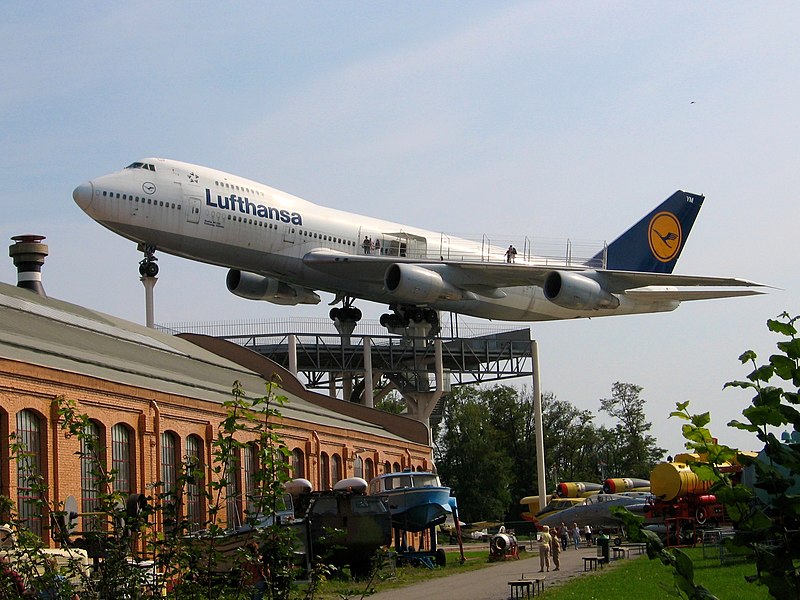 File:Speyer Technical Museum LH 747.jpg