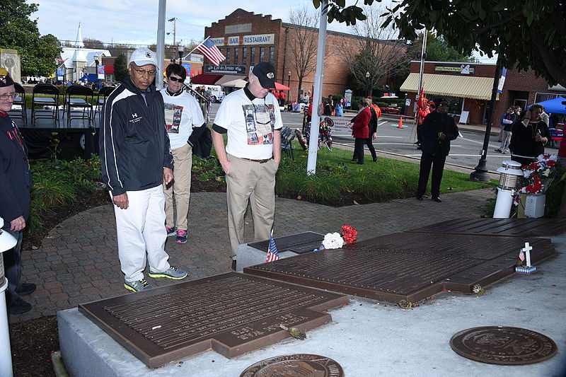 File:St. Mary’s County Veterans Day Parade (22953402412).jpg