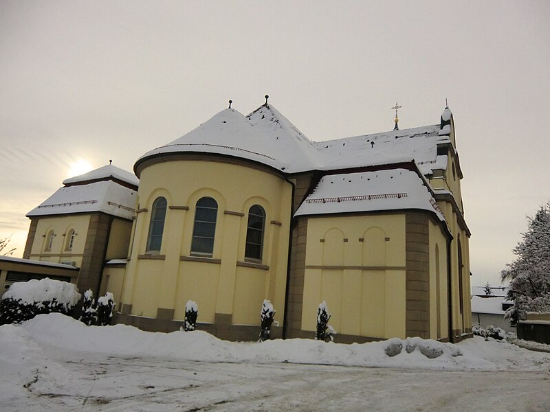 File:St Cyriakus Kirche.jpg