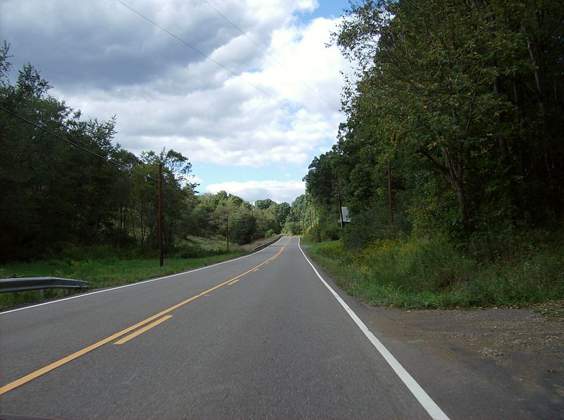 File:State Route 43 in Loudon Township.jpg