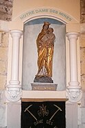 Statue à l'intérieur de la chapelle.