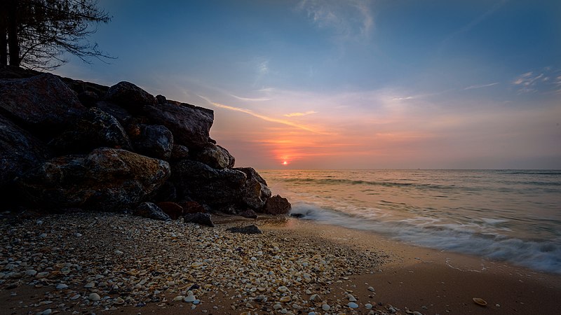 File:Sunrise On The Gulf Of Thailand (153903955).jpeg