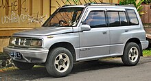 Suzuki Sidekick (front), Denpasar.jpg