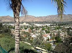 Vista do oeste de Sylmar, voltado para o norte