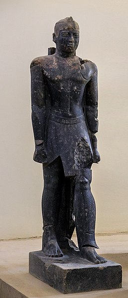 File:Tanotanum statue, Kerma Museum.jpg