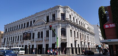 How to get to Teatro Popular Melico Salazar with public transit - About the place