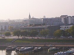 Le Quai vu de la Promenade du bout du monde