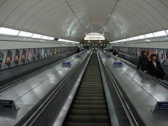 De langste roltrappen van de Londense metro
