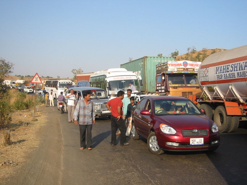 File:Traffic jam.jpg