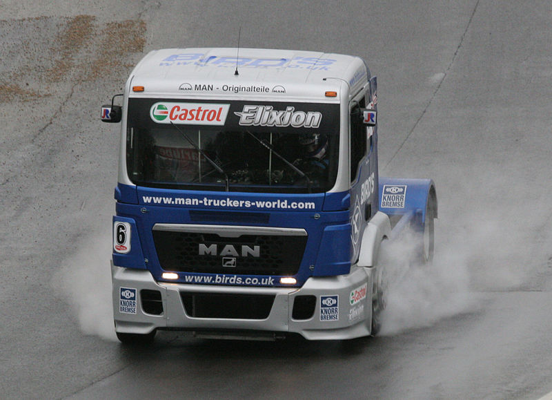 File:Truck racing - Flickr - exfordy (11).jpg