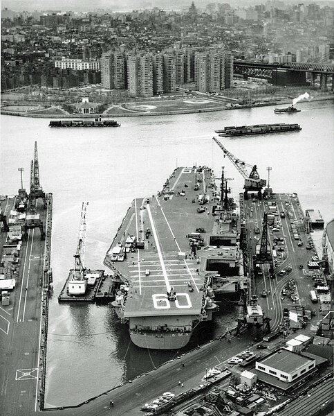 File:USS Saratoga CVA-60 aft Brooklyn 1956.jpg