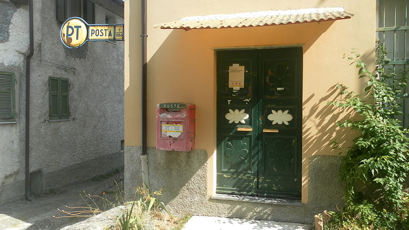 File:Ufficio postale Carrega Ligure.JPG